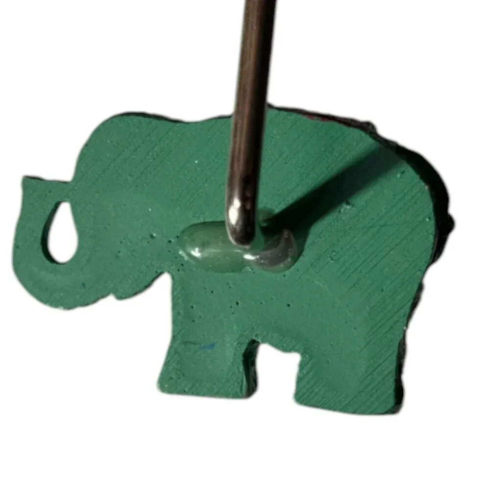 Set of 12 Green Elephant with Blankets Shower Hooks‎